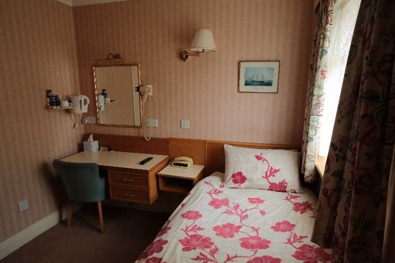 Fernbank Hotel Basingstoke Kültér fotó