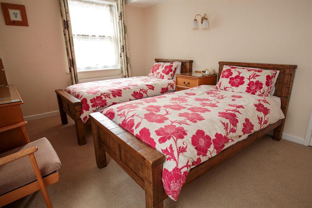Fernbank Hotel Basingstoke Kültér fotó