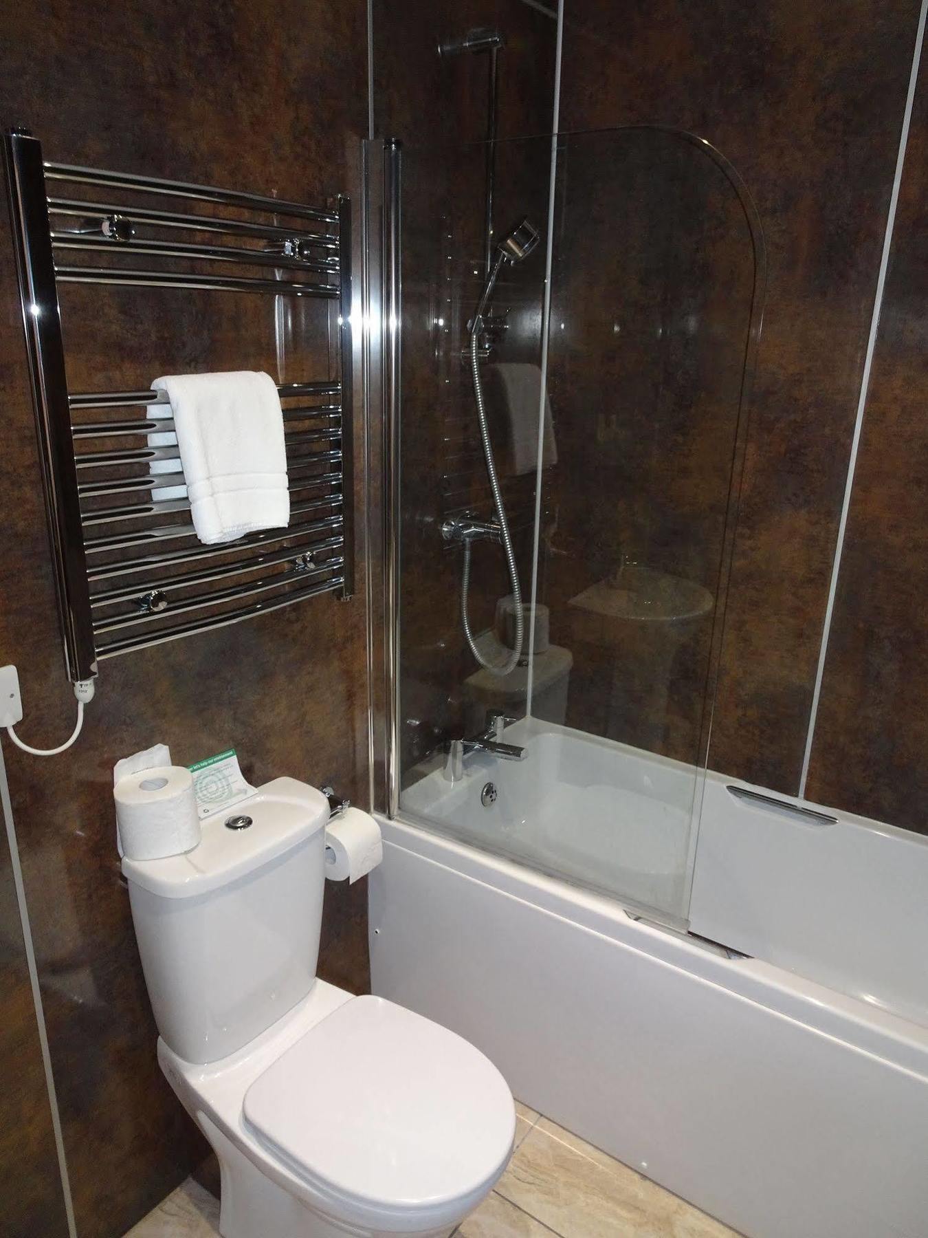 Fernbank Hotel Basingstoke Kültér fotó