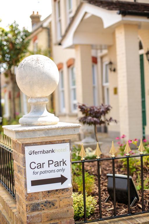 Fernbank Hotel Basingstoke Kültér fotó